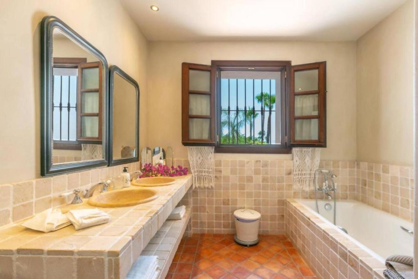 Villa Casa Sol Encantadora Villa Con Piscina Marbella Exteriér fotografie